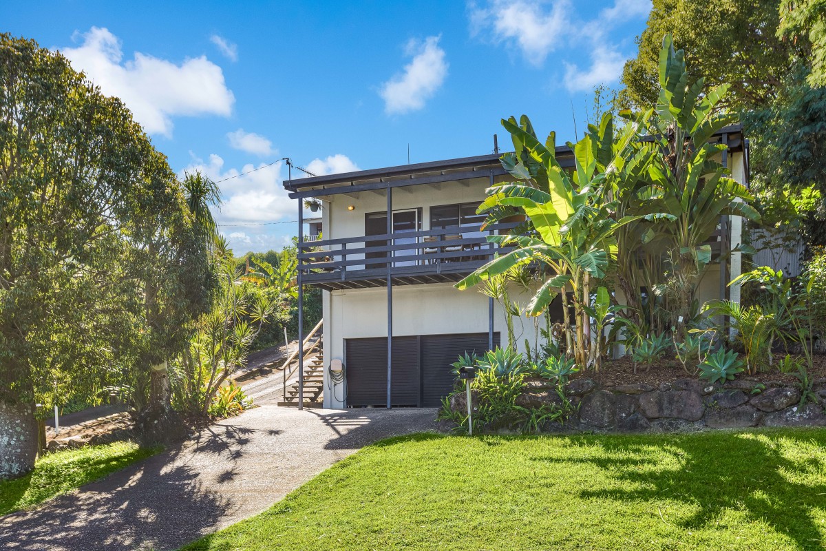 21 Lalina Avenue, Tweed Heads West, Tweed Heads West - Thumbnail 4