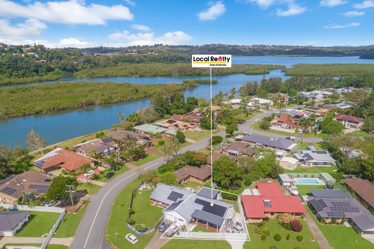 2/2 Red Bass Avenue, Tweed Heads West, Tweed Heads West - Thumbnail 2