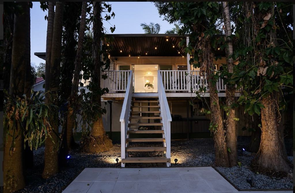 17 Boundary Street, Currumbin Waters, Currumbin Waters - Thumbnail 2