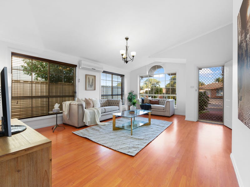 21 Mandarin Way, Glenwood - Thumbnail 3