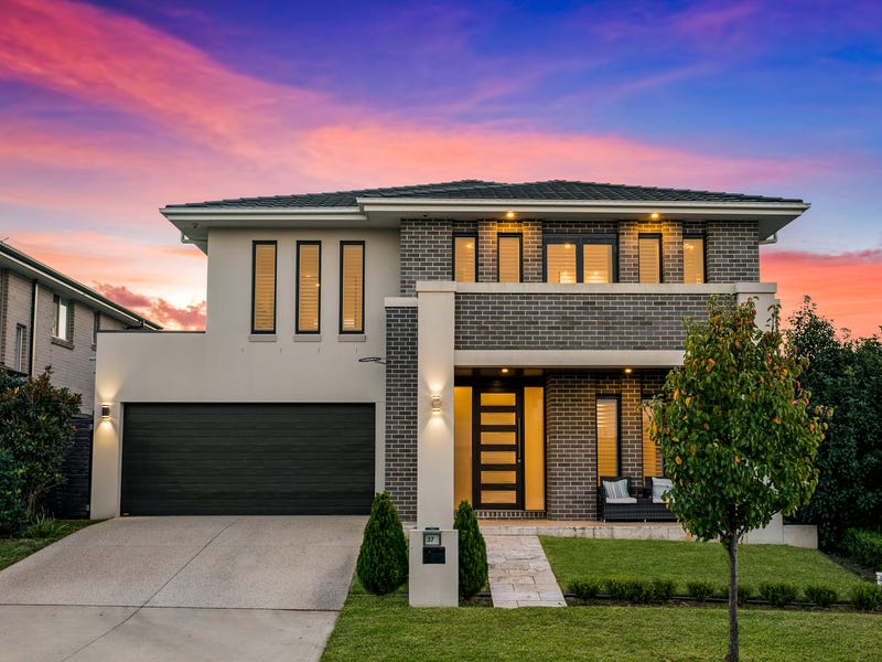 37 Burringoa Crescent, Colebee - Thumbnail 2
