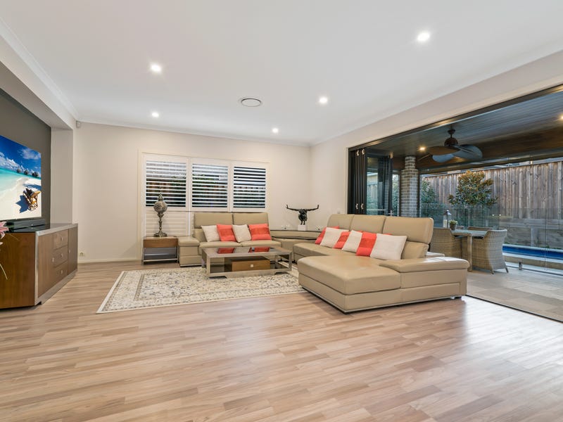 37 Burringoa Crescent, Colebee - Thumbnail 3