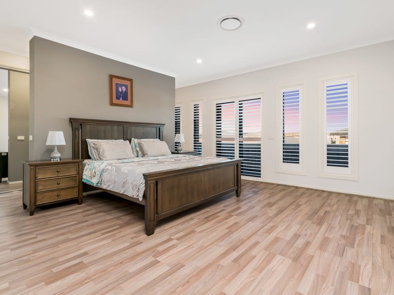 37 Burringoa Crescent, Colebee - Thumbnail 8