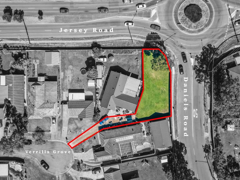 20A Verrills Grove, Oakhurst - Thumbnail 6