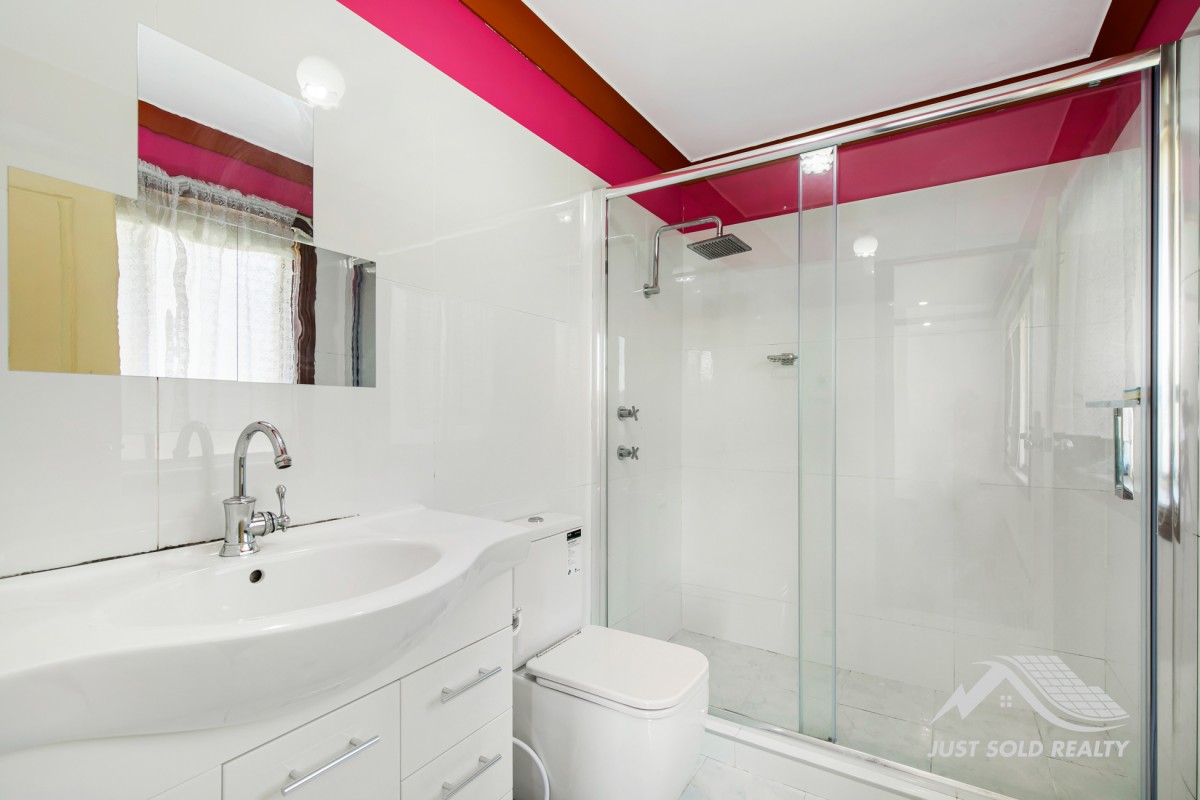10A Regency Grove, Woodcroft - Thumbnail 8