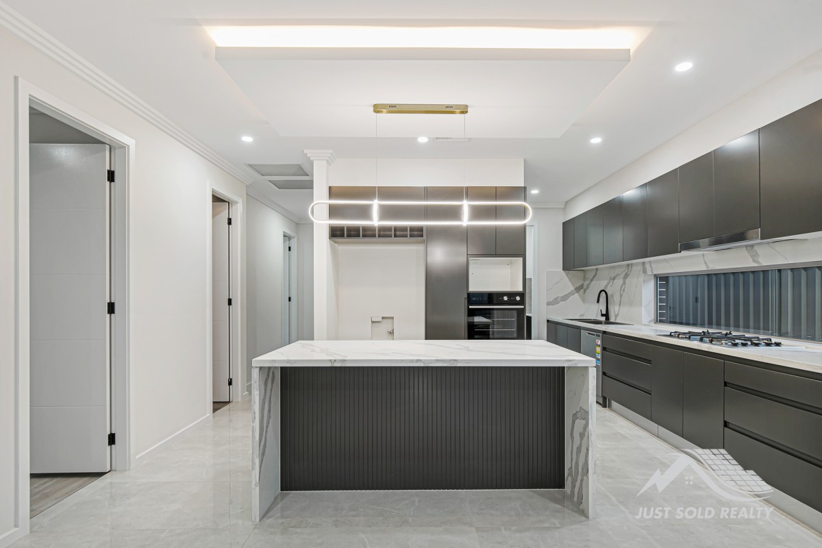 11 Rubidea Street, Box Hill - Thumbnail 3