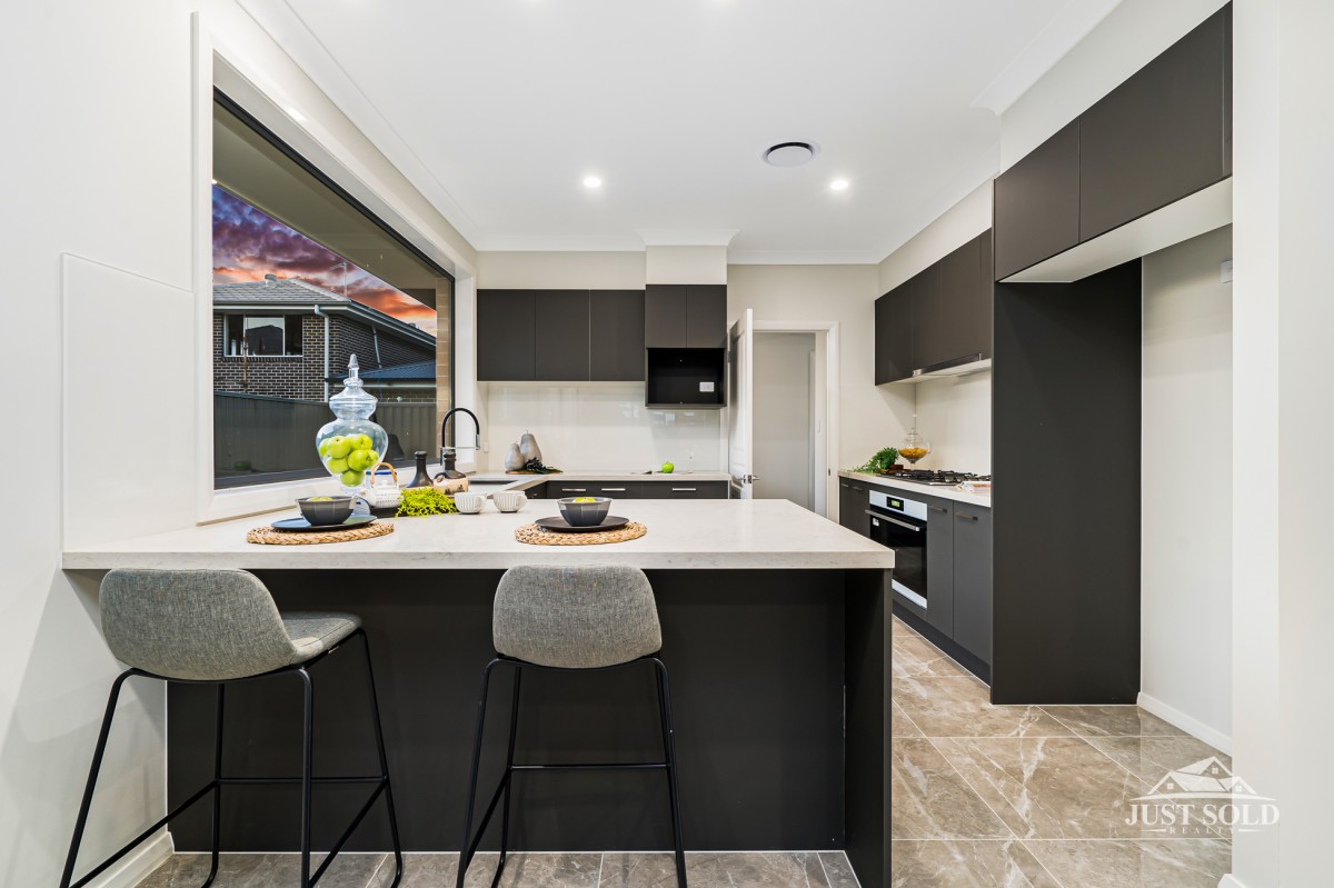 1 Flametree Drive, Marsden Park - Thumbnail 3