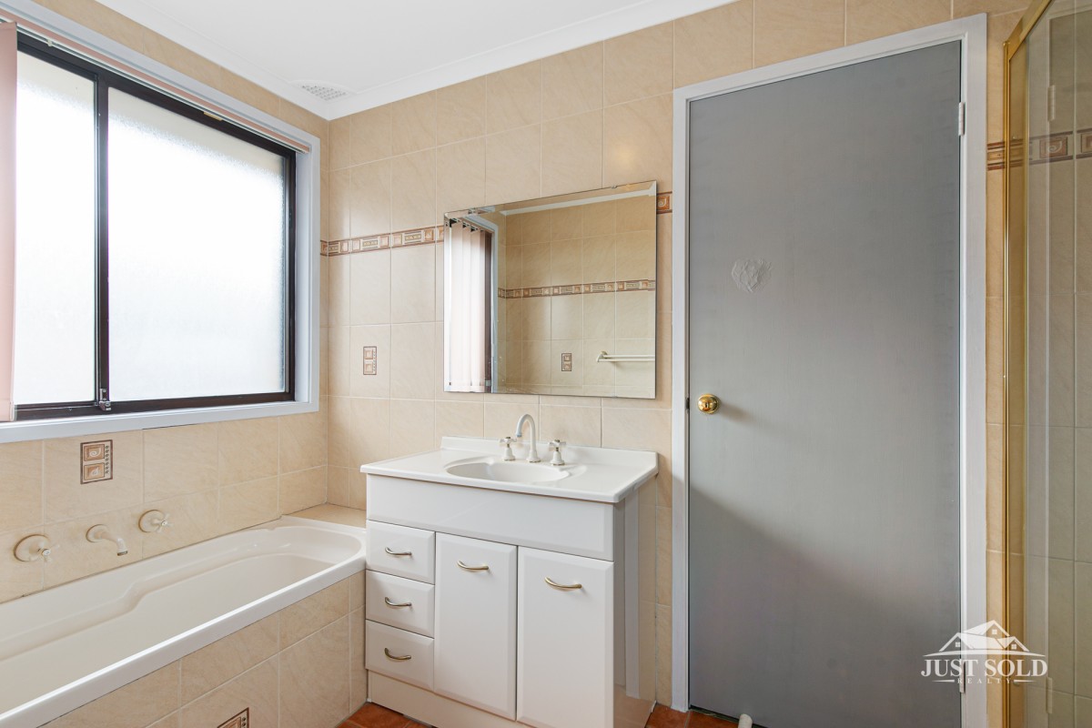 17 Charmer Crescent, Minchinbury - Thumbnail 6