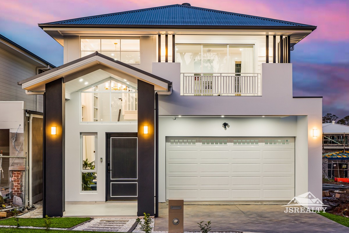 33 Flying Fox Circuit, Oakville - Thumbnail 2