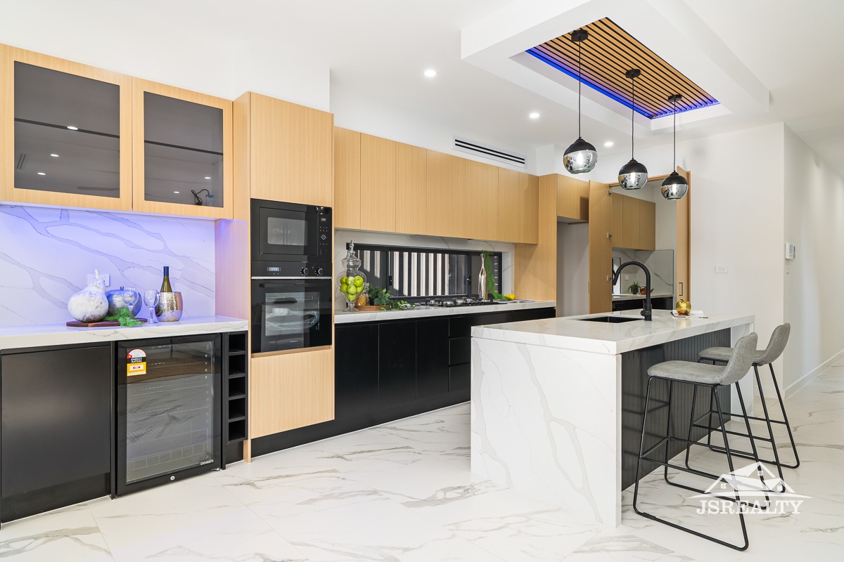 17 Alvine Place, Oakville - Thumbnail 4