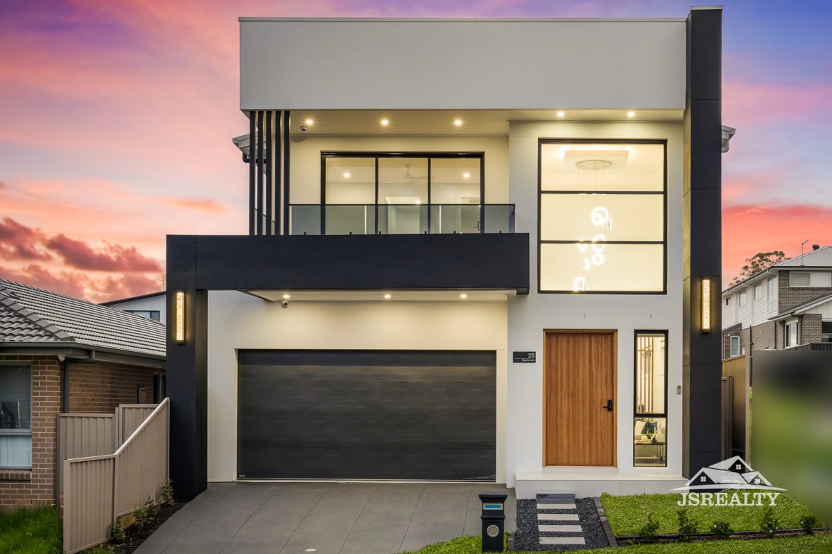 25 Mushroom Street, Oakville - Thumbnail 2