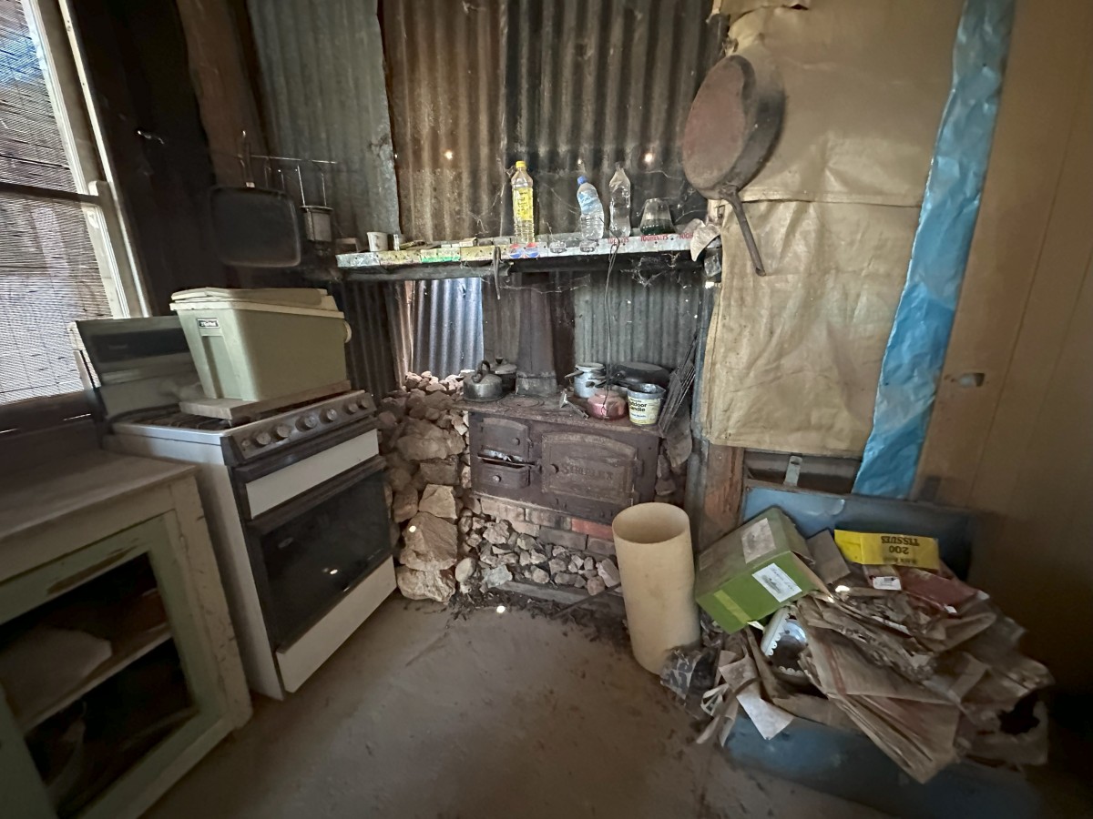 WLL 14837 Lightning Ridge, Lightning Ridge > Moree Real Estate