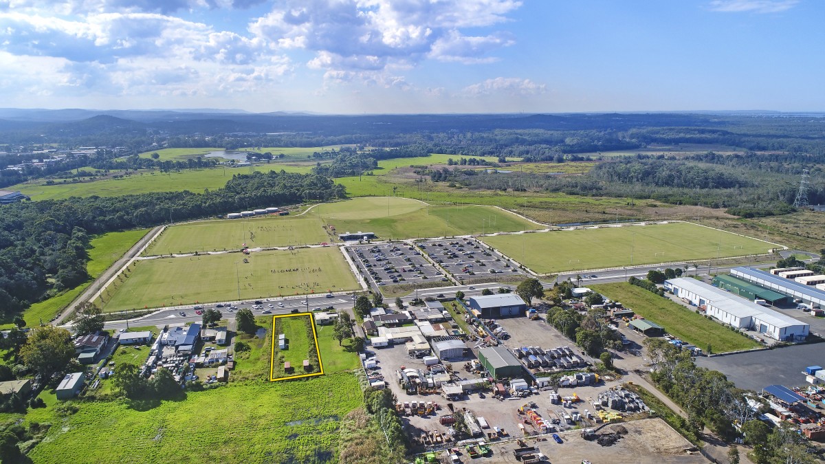 23 Lake road, Tuggerah - Thumbnail 2
