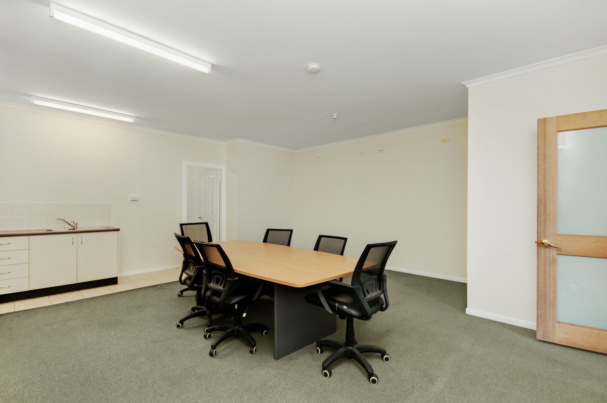 Unit 3 No 10 Pioneer Avenue, Tuggerah - Thumbnail 4