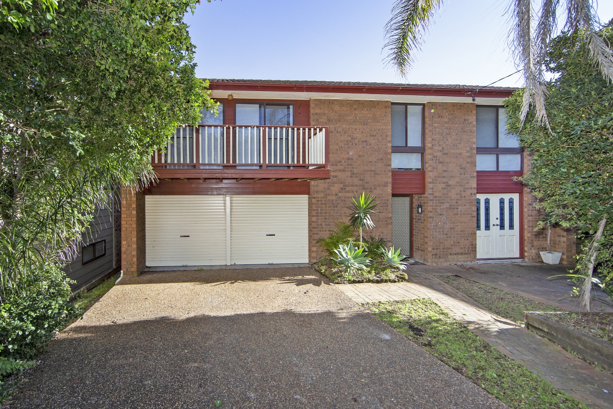94 Lowanna Avenue, Forresters Beach - Thumbnail 3