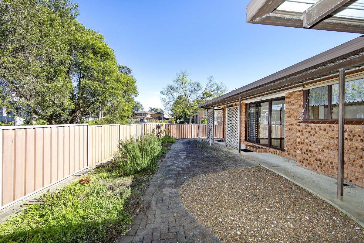 17 Melalueca Street, Killarney Vale - Thumbnail 8