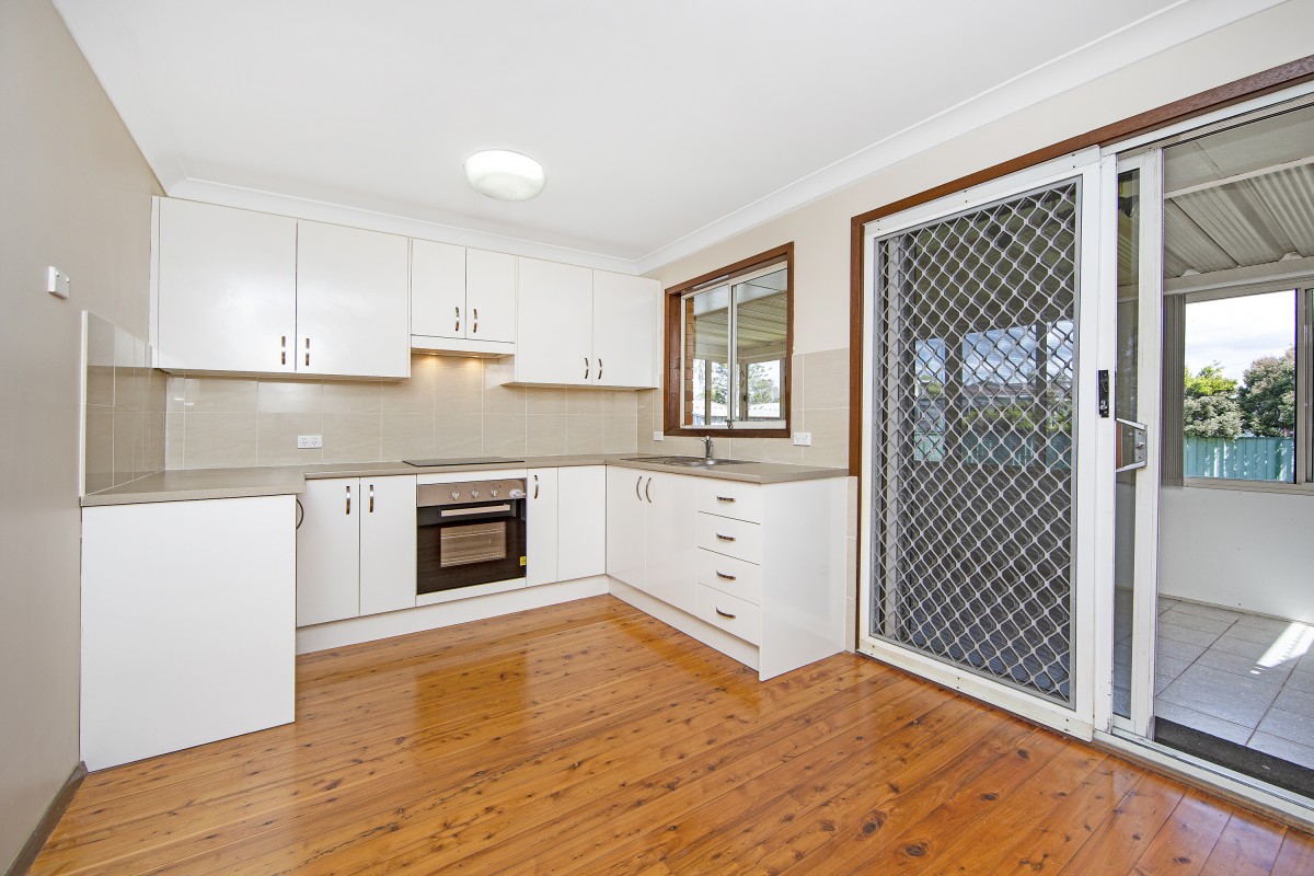23 Tasman Avenue, Killarney Vale - Thumbnail 4