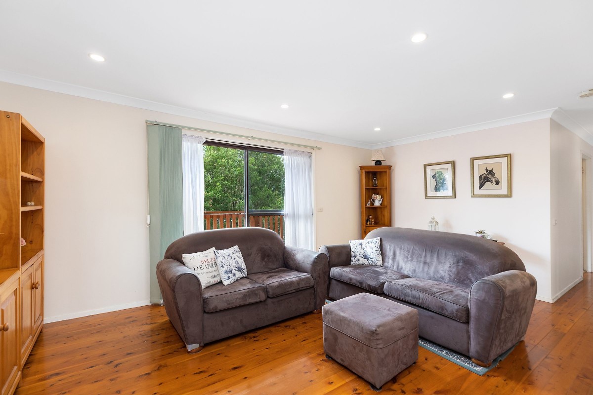 56 Lakedge Avenue, Berkeley Vale - Thumbnail 5