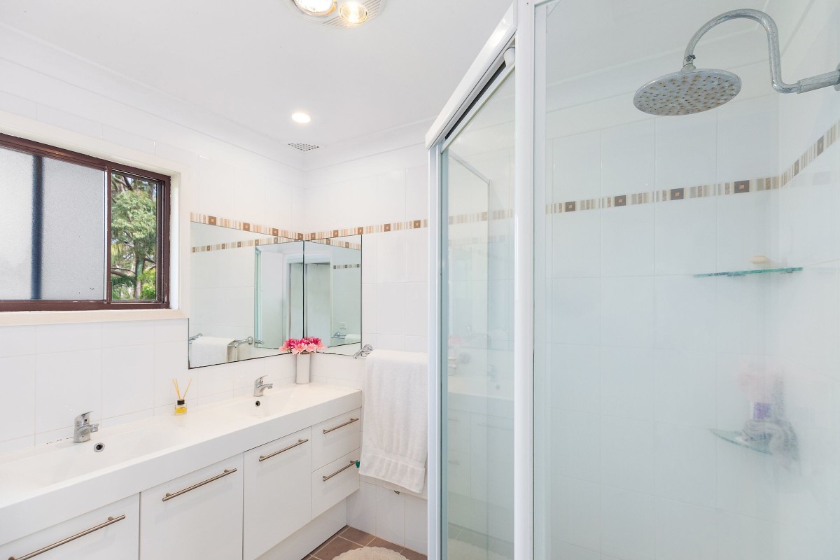 56 Lakedge Avenue, Berkeley Vale - Thumbnail 8