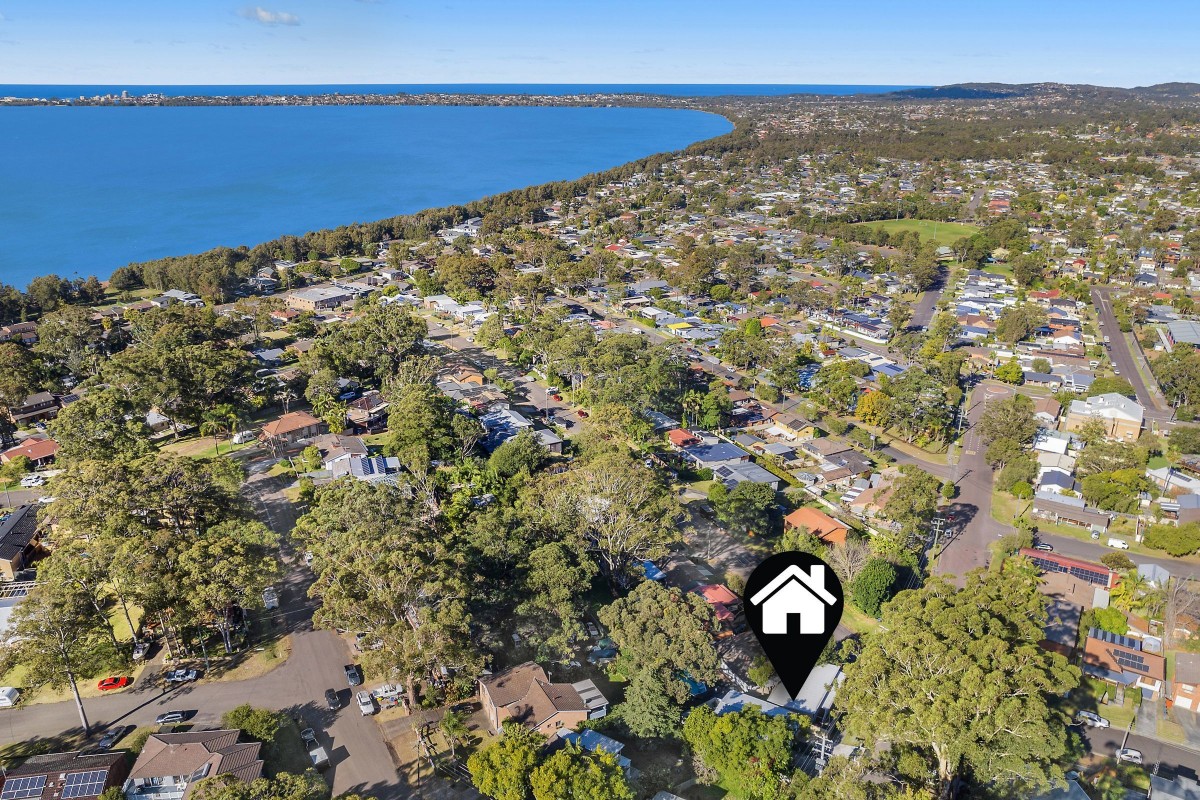 5 Jubilee Parade, Berkeley Vale - Thumbnail 5