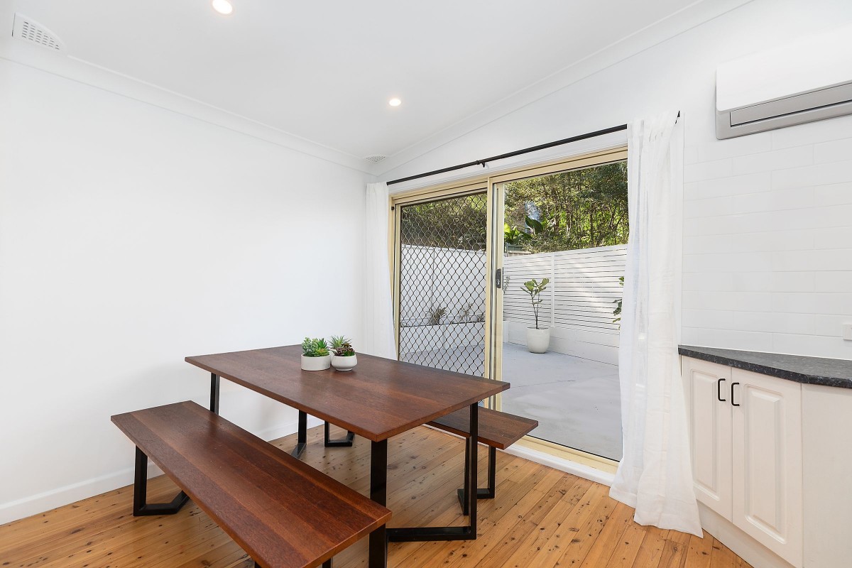 5 Jubilee Parade, Berkeley Vale - Thumbnail 4