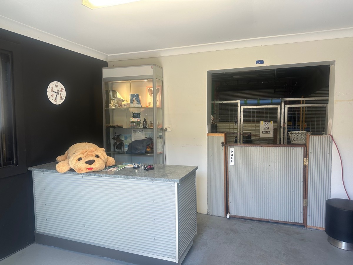 Unit 10 No 2 - 4 Clare- Mace Crescent, Berkeley Vale - Thumbnail 4