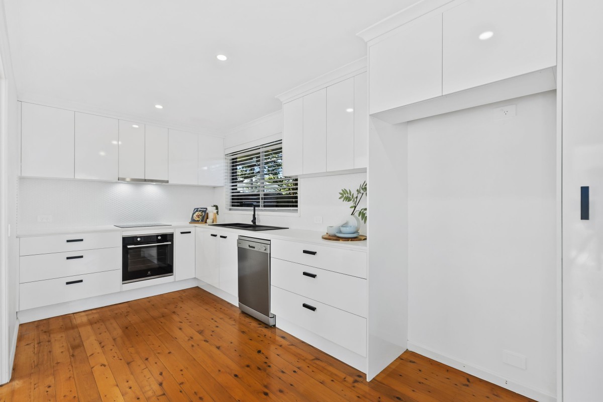 21 Joan Street, Forresters Beach - Thumbnail 4