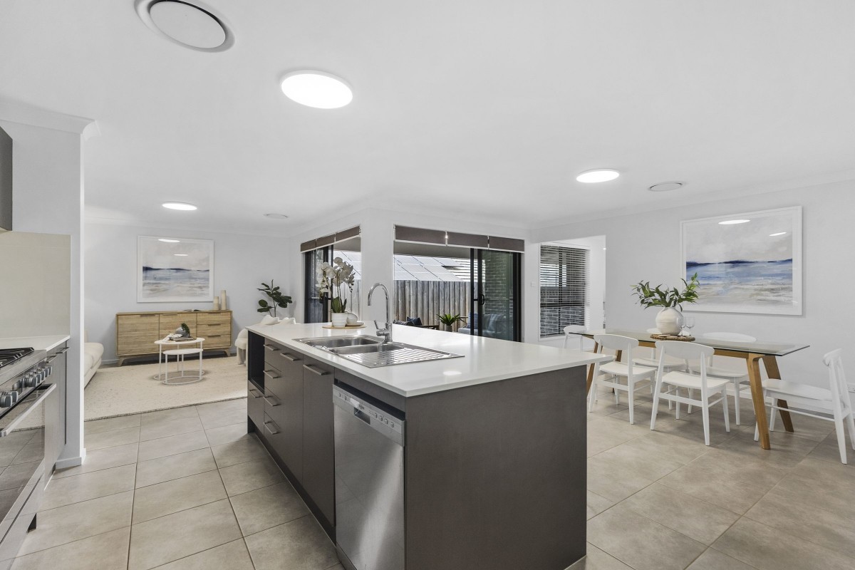 24 Mistview Circuit, Forresters Beach - Thumbnail 7