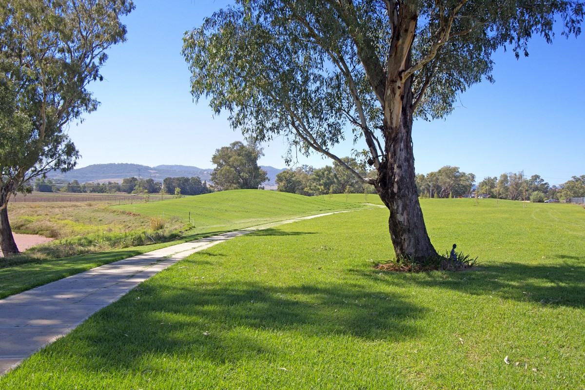 Lot 127 Angus Place Redbank Estate, Tamworth > Burke and Smyth