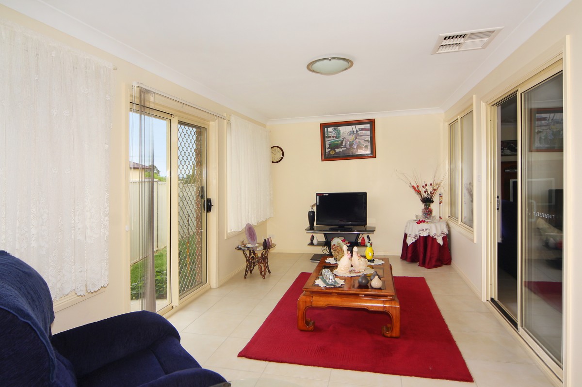 2/12 Ivory Place, Tamworth > Burke and Smyth