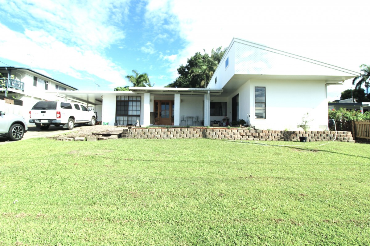 5 Alexander Street, Rural View - Thumbnail 2