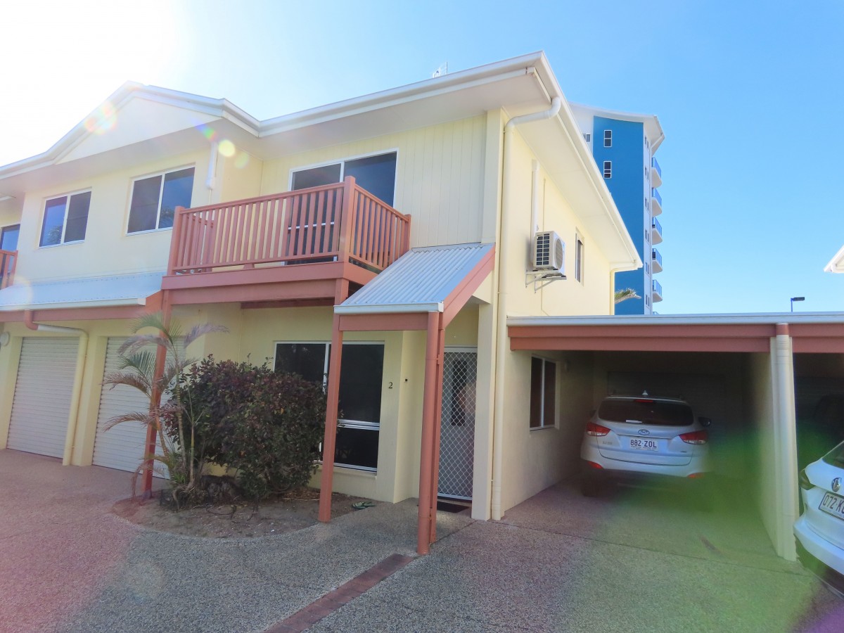 2/6 Megan Place, Mackay Harbour - Thumbnail 2