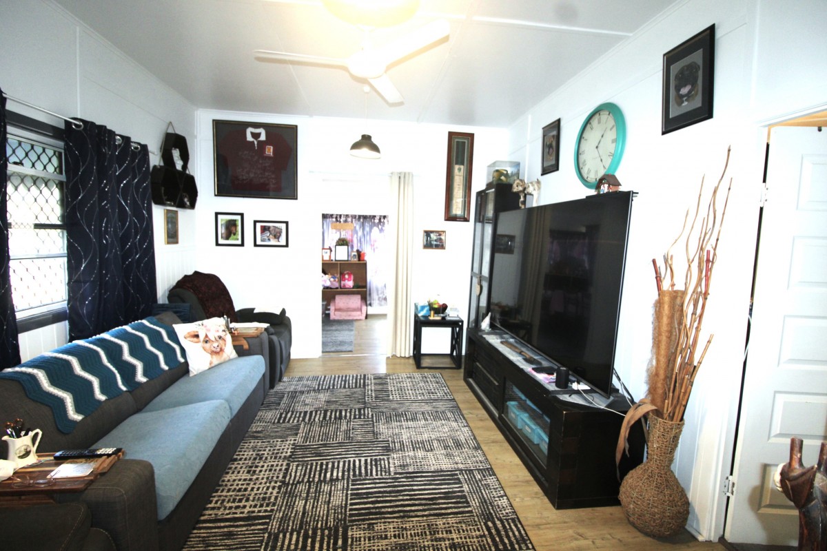 11 Maudsley Road, Sarina - Thumbnail 5