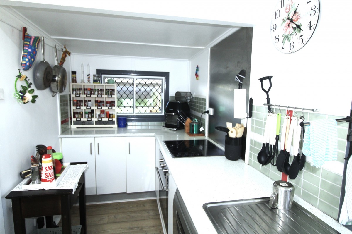 11 Maudsley Road, Sarina - Thumbnail 7