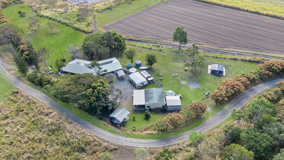24768 Peak Downs Highway, Victoria Plains - Thumbnail 3