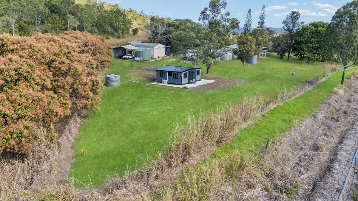 24768 Peak Downs Highway, Victoria Plains - Thumbnail 4