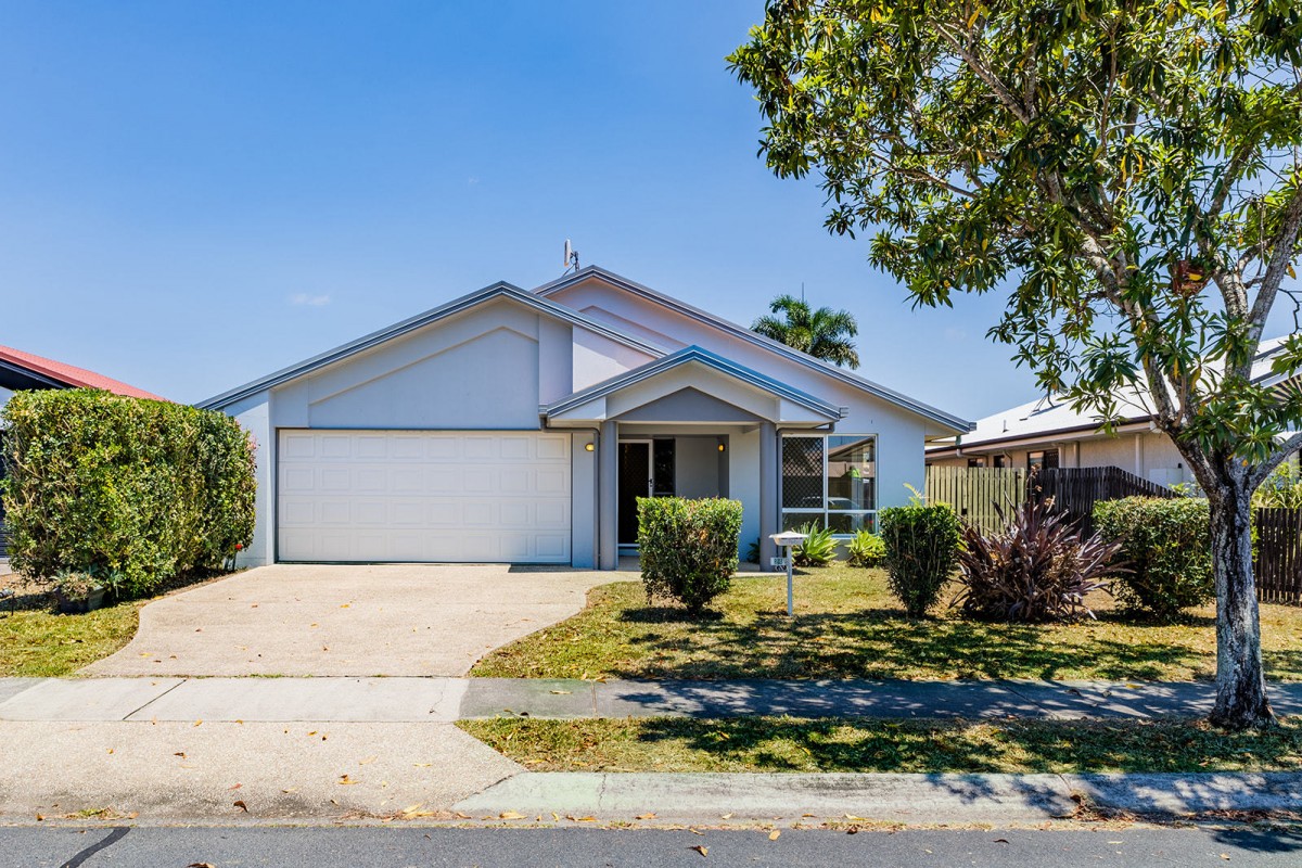 24 Victor Avenue, Glenella - Thumbnail 2