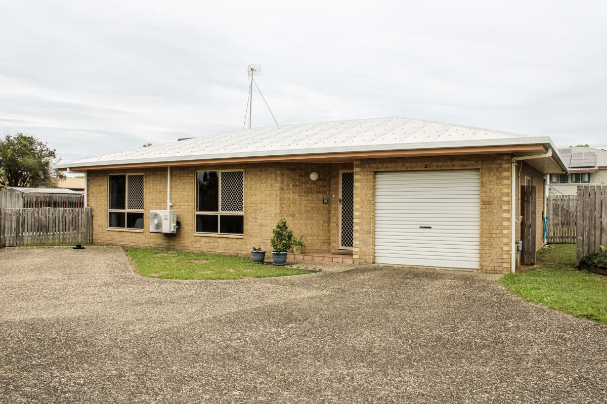 13 Fuller Court, South Mackay - Thumbnail 2