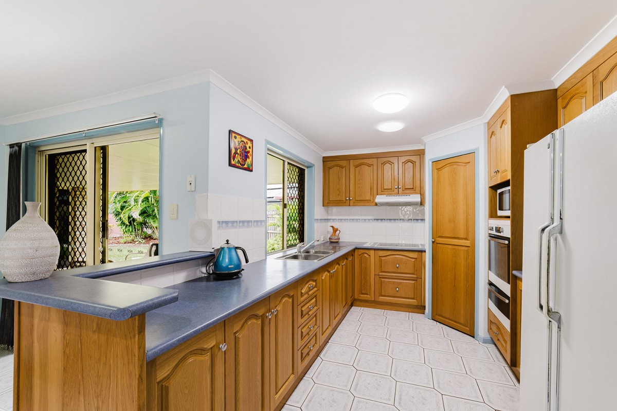 18 Vassallo Drive, Glenella - Thumbnail 4