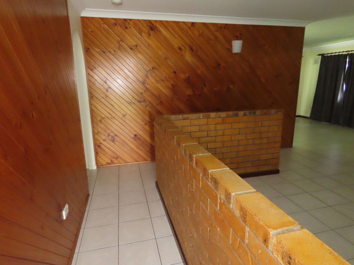 11 Monique Court,, Andergrove - Thumbnail 3