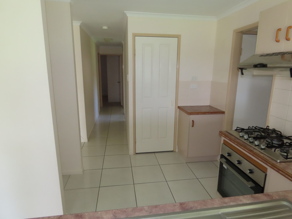 16 Percy Court, Glenella - Thumbnail 6