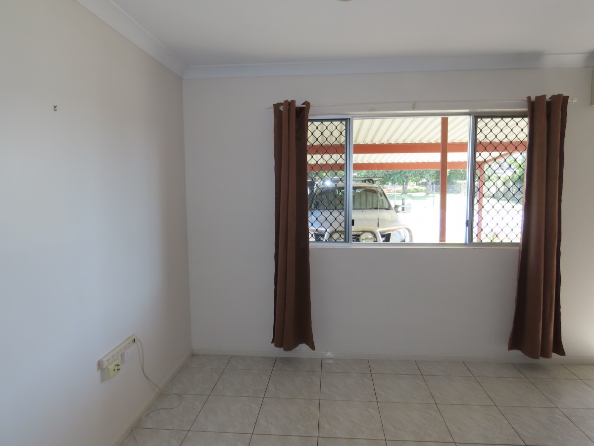 32 Maple Drive, Andergrove - Thumbnail 7