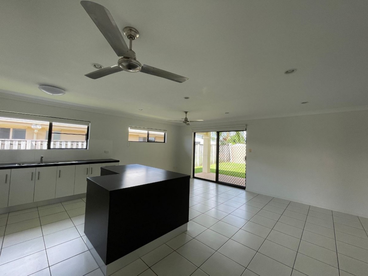 5 Miami Terrace, Blacks Beach - Thumbnail 4