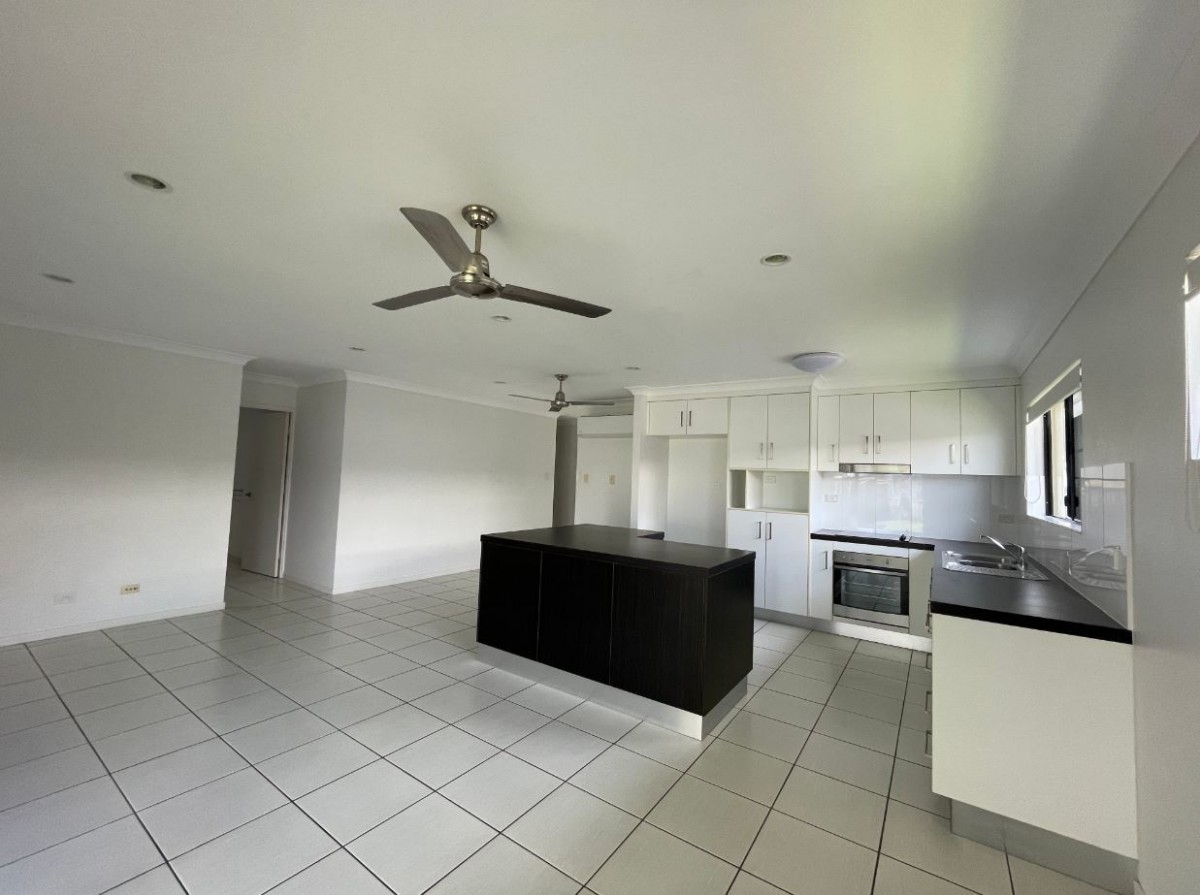5 Miami Terrace, Blacks Beach - Thumbnail 3