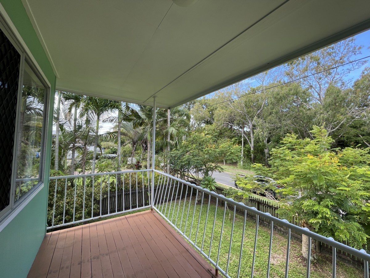 155 Waverley Street, Bucasia - Thumbnail 4