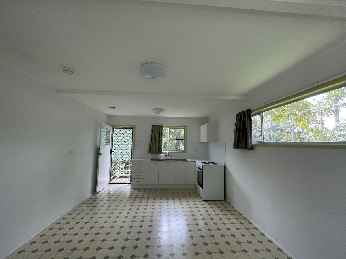 155 Waverley Street, Bucasia - Thumbnail 6