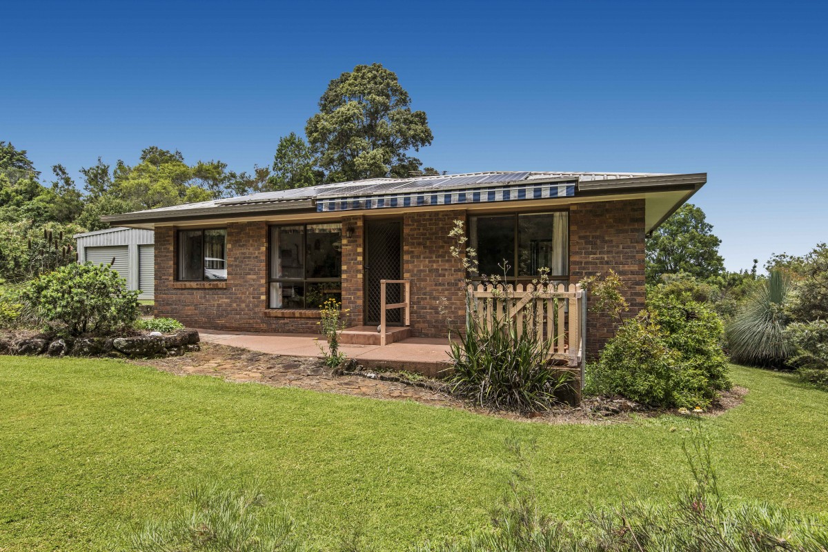 44 Burgess Avenue, Maleny > Maleny and Hinterland Real Estate