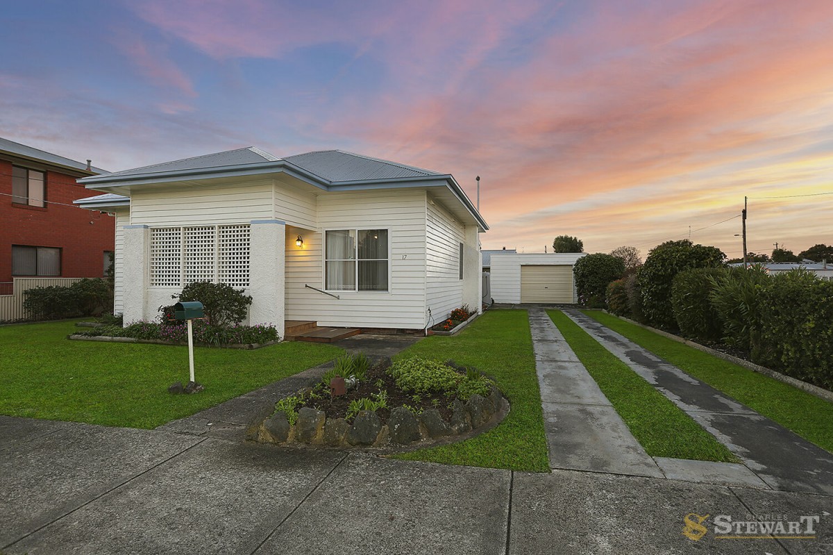 17 Hewitt Street, Colac, VIC