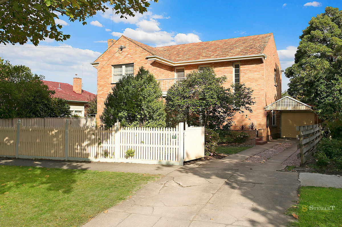 17 Grant Street, Colac, VIC
