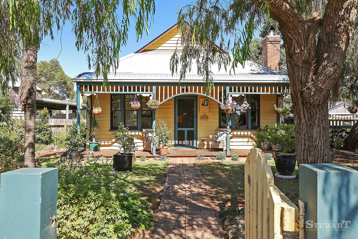 555 Corangamite Lake Road, Cororooke, VIC